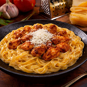 Tavuklu fettuccine